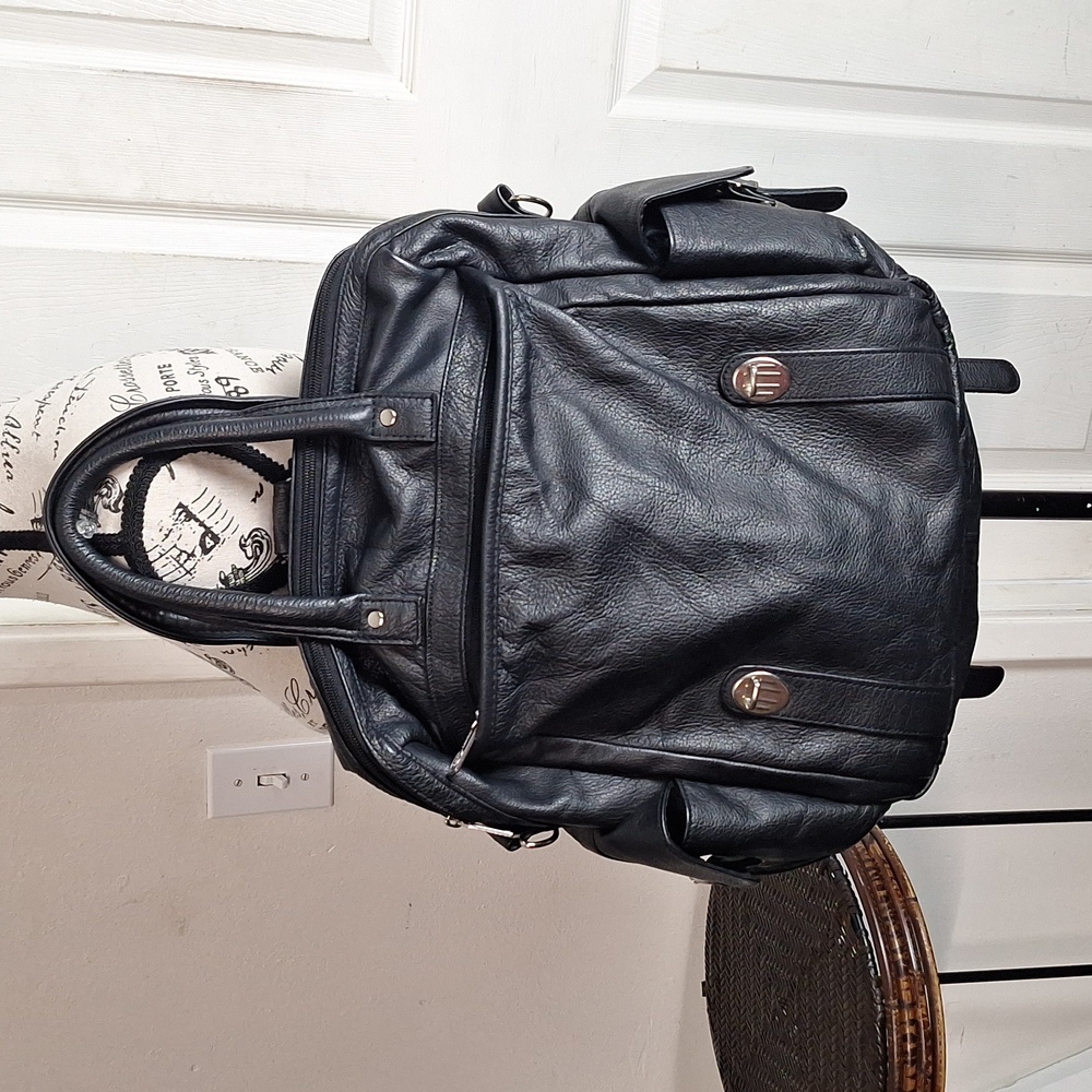 Ameri Bag Black Leather Backpack Missing Strap - image 1
